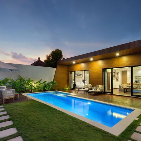 The Claremont Luxury Villas Семіньяк Екстер'єр фото