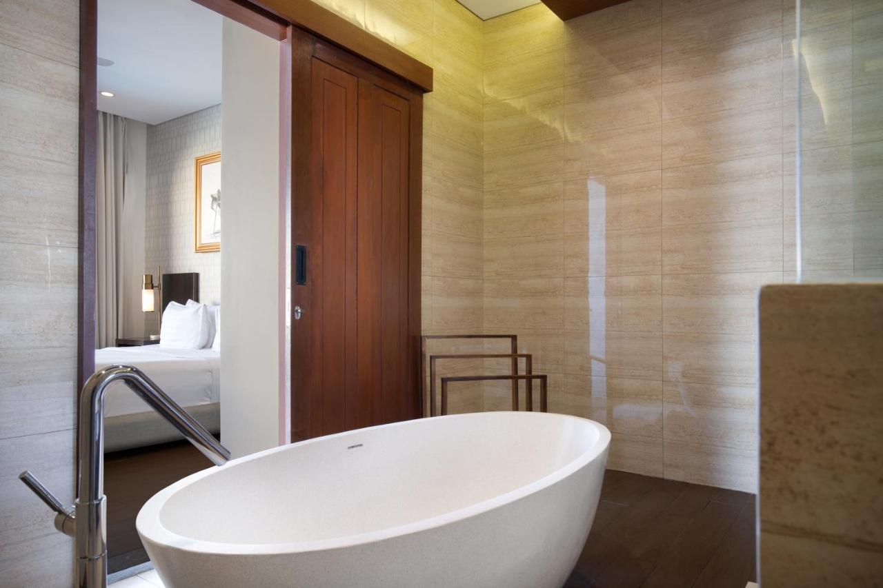 The Claremont Luxury Villas Семіньяк Екстер'єр фото