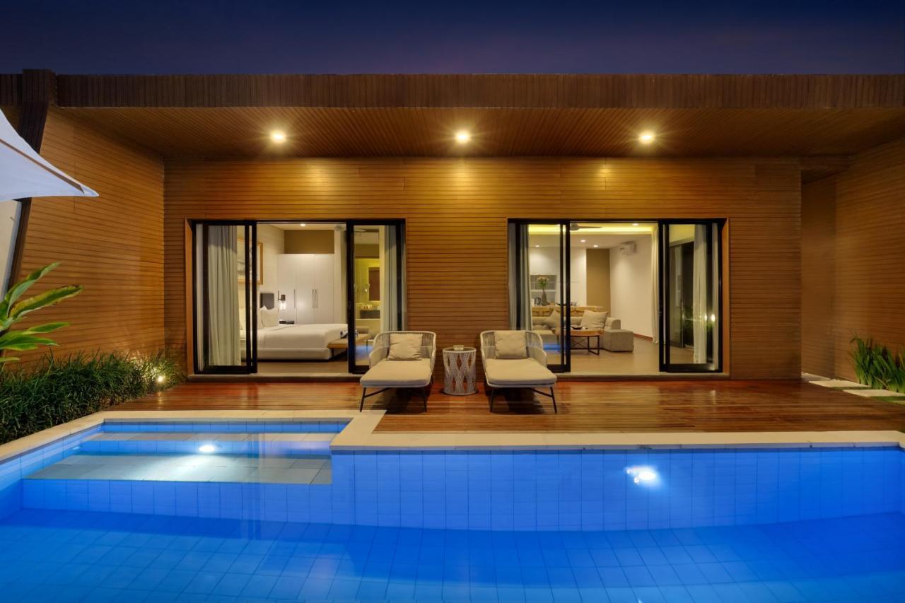 The Claremont Luxury Villas Семіньяк Екстер'єр фото