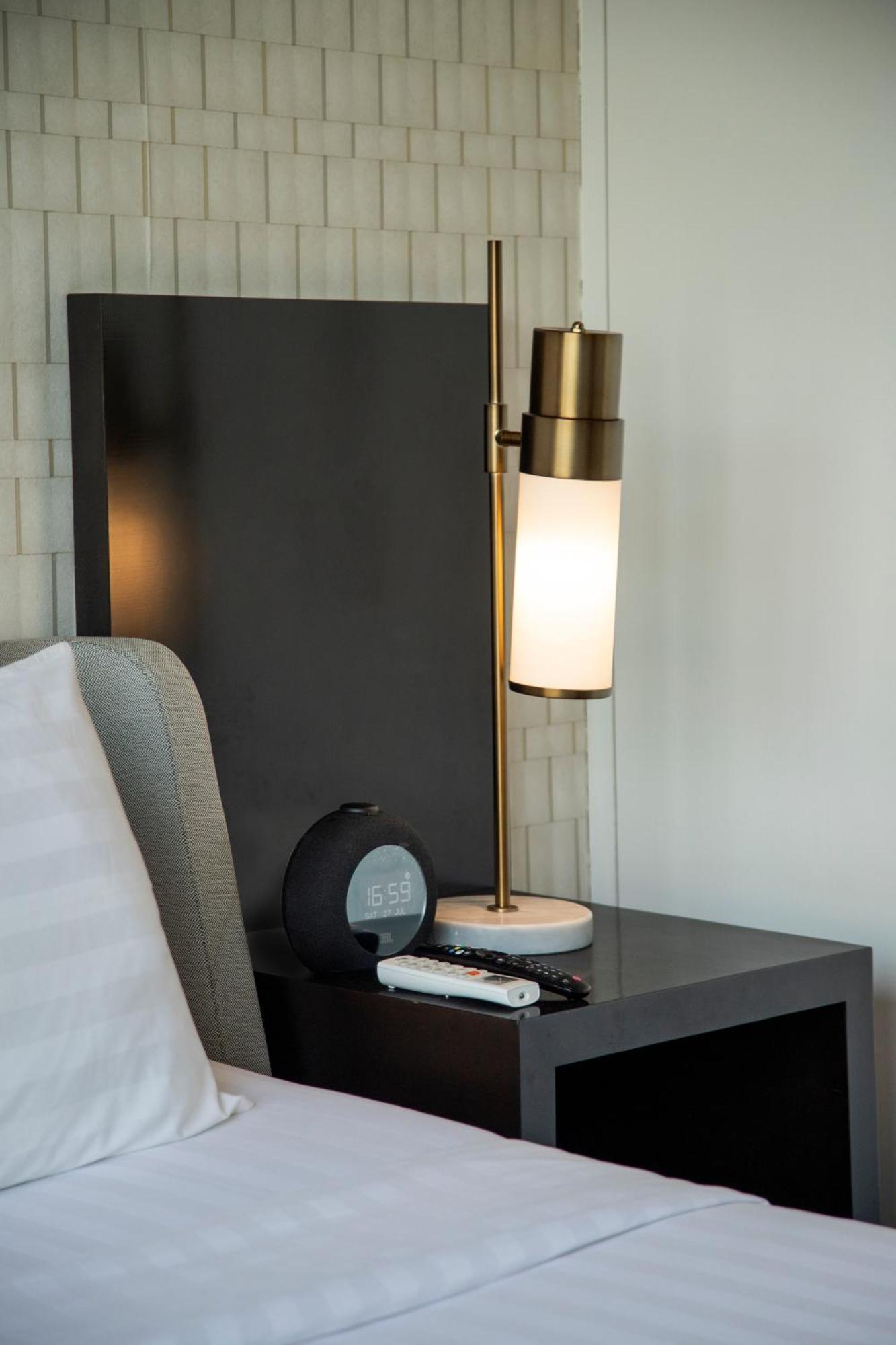 The Claremont Luxury Villas Семіньяк Екстер'єр фото