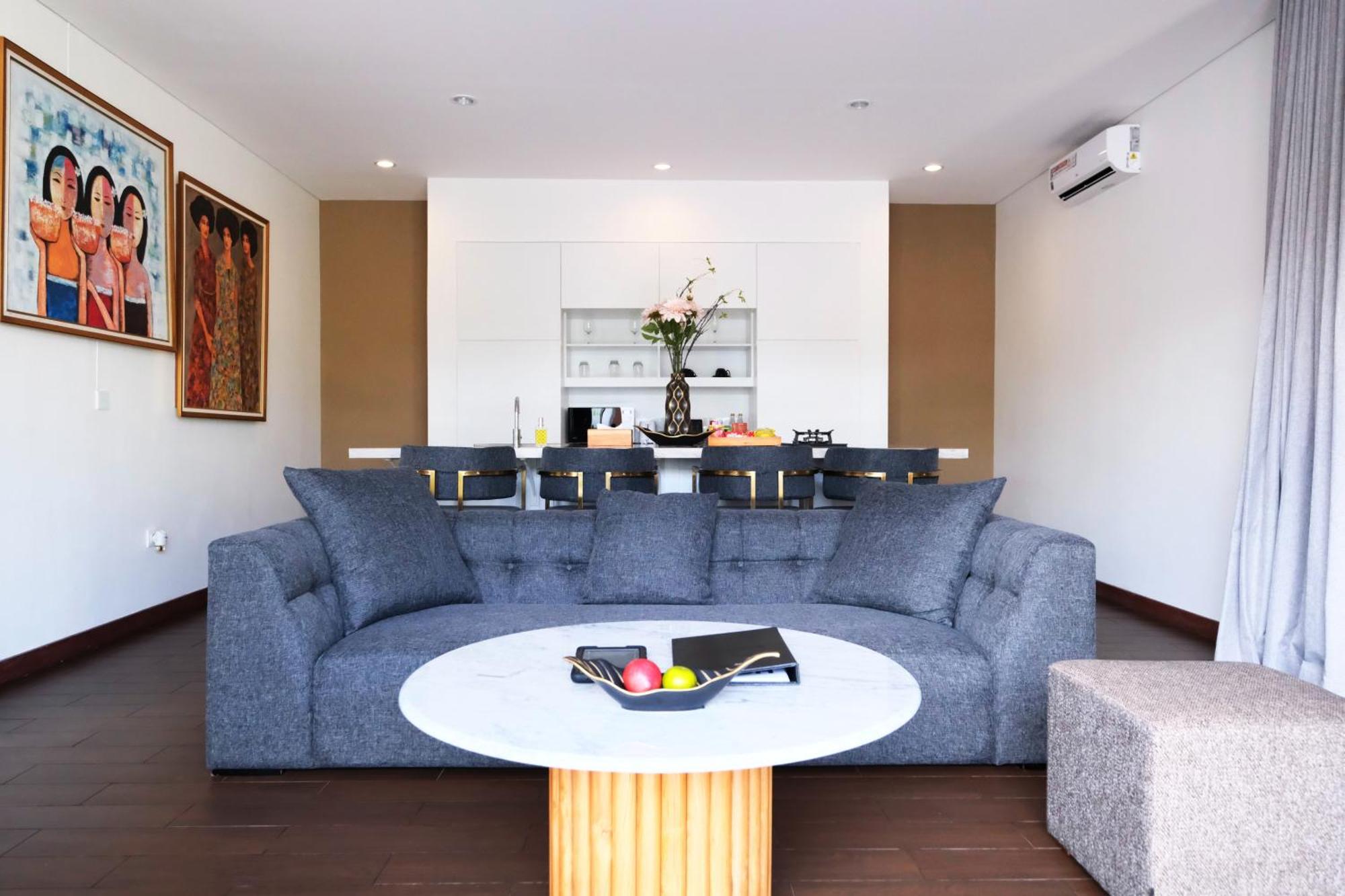 The Claremont Luxury Villas Семіньяк Екстер'єр фото