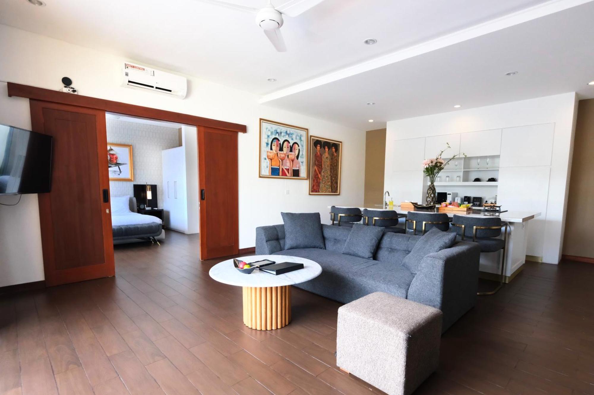 The Claremont Luxury Villas Семіньяк Екстер'єр фото